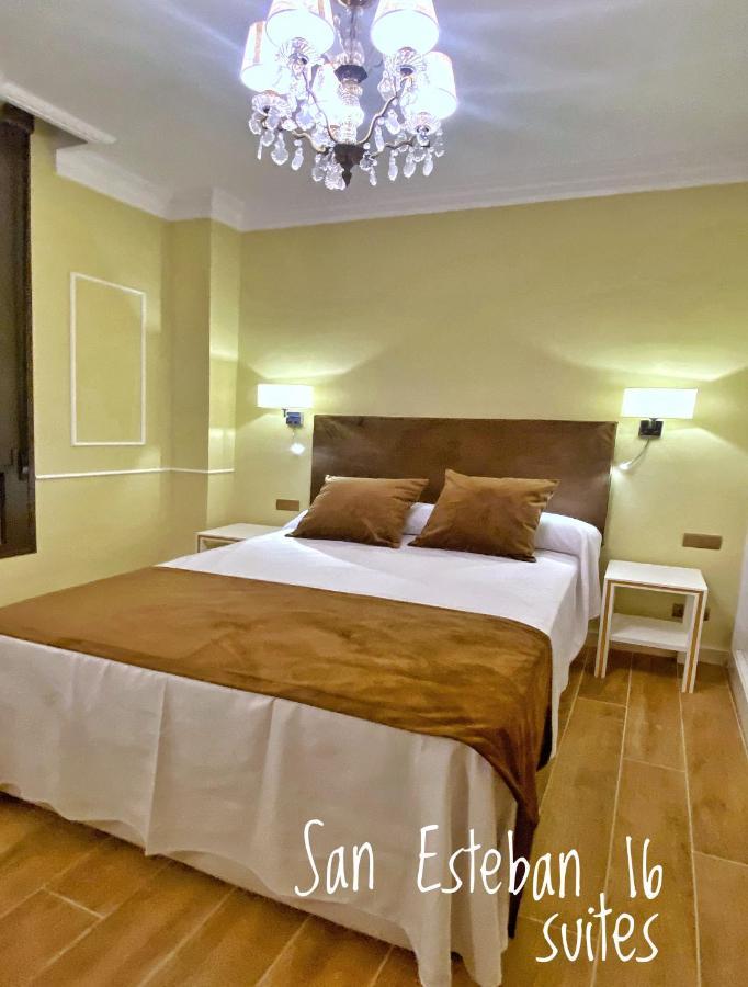 Suites San Esteban 16 Ducal เซบีญา ภายนอก รูปภาพ