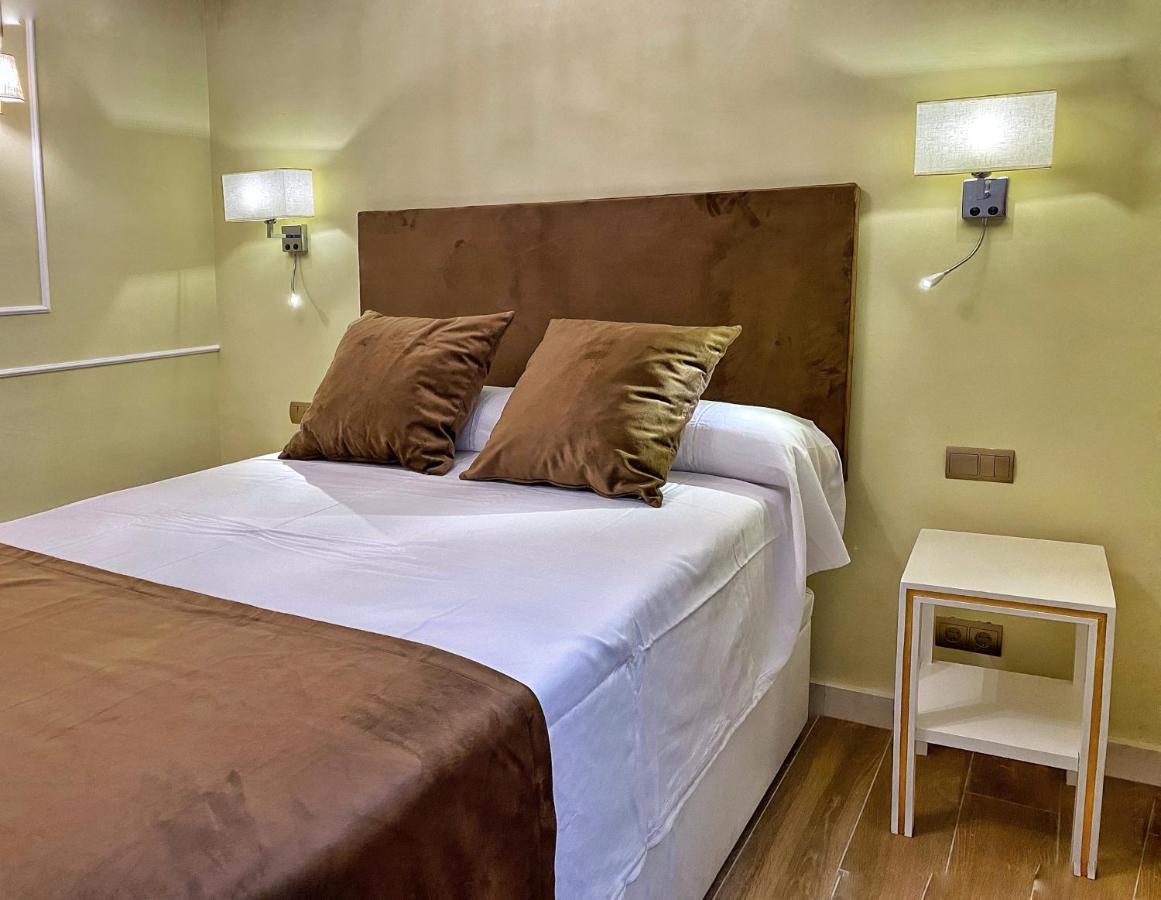 Suites San Esteban 16 Ducal เซบีญา ภายนอก รูปภาพ